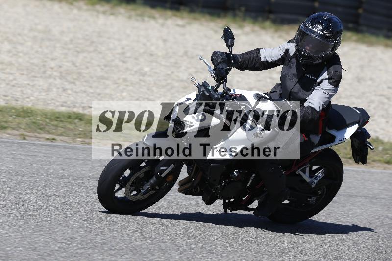 /06 08.04.2026 Cornu Master School ADR/Gruppe gruen/19